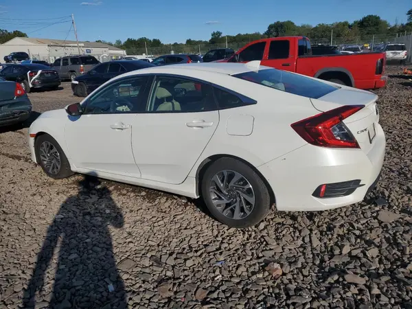 2HGFC2F74JH519875 2018 HONDA CIVIC - Image 2