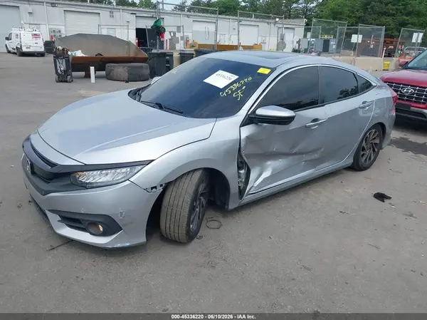 2HGFC2F74JH521030 2018 HONDA CIVIC - Image 2