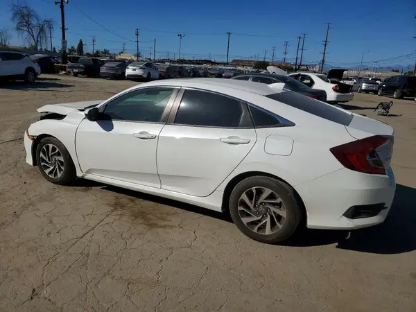 2HGFC2F74JH521318 2018 HONDA CIVIC - Image 2