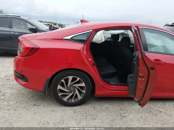 2HGFC2F74JH521643 2018 HONDA CIVIC - Image 8