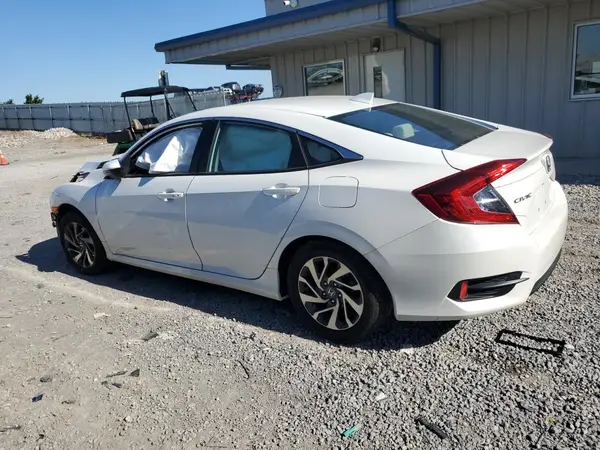 2HGFC2F74JH522193 2018 HONDA CIVIC - Image 2