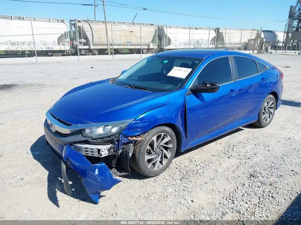 2HGFC2F74JH523134 2018 HONDA CIVIC - Image 2