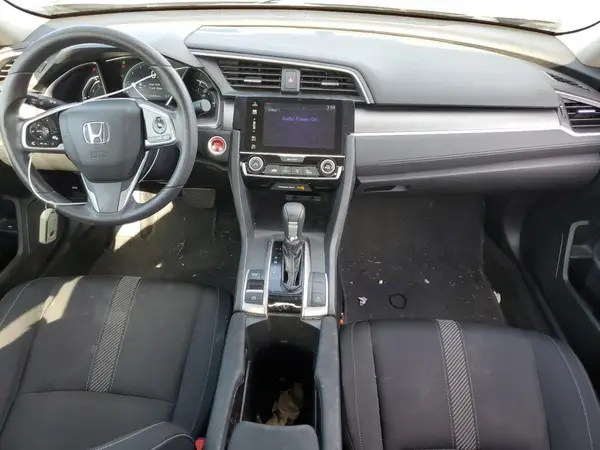 2HGFC2F74JH532657 2018 HONDA CIVIC - Image 8