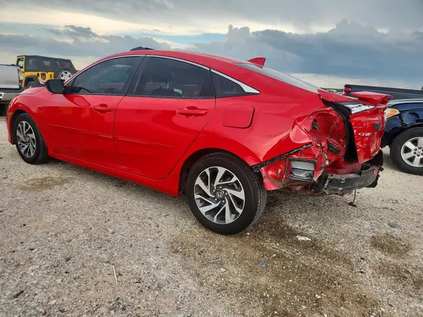 2HGFC2F74JH533825 2018 HONDA CIVIC - Image 2