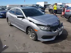2HGFC2F74JH551371 2018 HONDA CIVIC