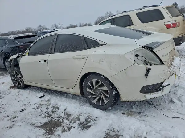 2HGFC2F74JH552424 2018 HONDA CIVIC - Image 2