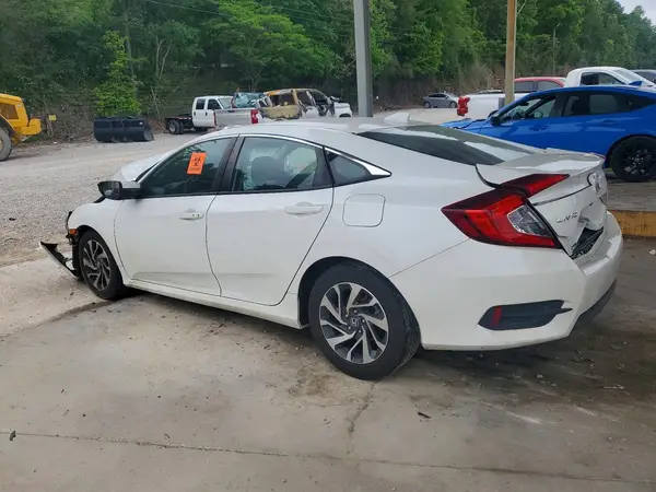 2HGFC2F74JH557476 2018 HONDA CIVIC - Image 2