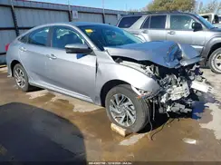 2HGFC2F74JH559549 2018 HONDA CIVIC