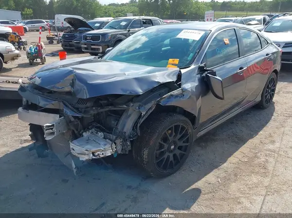 2HGFC2F74JH571233 2018 HONDA CIVIC - Image 2