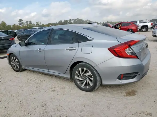 2HGFC2F74JH572902 2018 HONDA CIVIC - Image 2