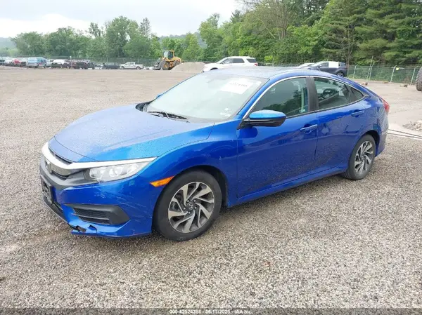 2HGFC2F74JH579106 2018 HONDA CIVIC - Image 2