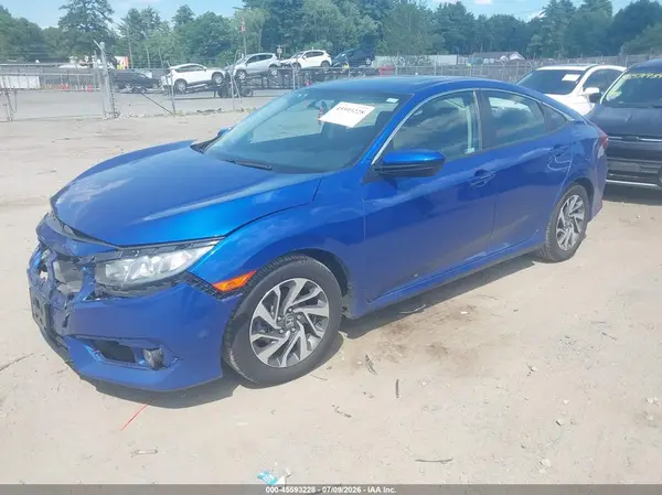 2HGFC2F74JH581731 2018 HONDA CIVIC - Image 2