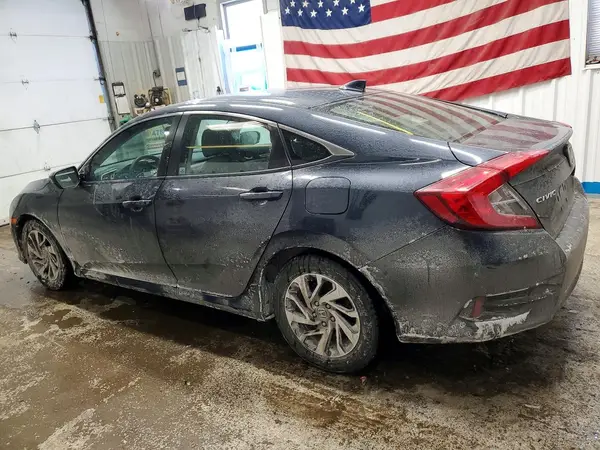 2HGFC2F74JH585228 2018 HONDA CIVIC - Image 2