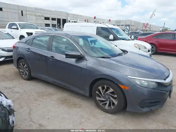 2HGFC2F75JH502258 2018 HONDA CIVIC - Image 1