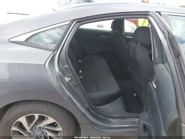 2HGFC2F75JH502258 2018 HONDA CIVIC - Image 8