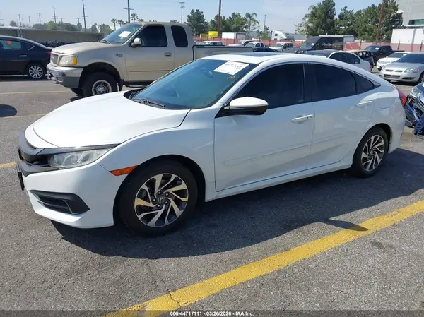 2HGFC2F75JH515463 2018 HONDA CIVIC - Image 2