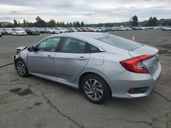 2HGFC2F75JH533073 2018 HONDA CIVIC - Image 2