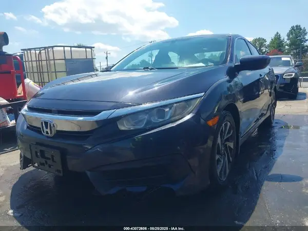 2HGFC2F75JH538922 2018 HONDA CIVIC - Image 2