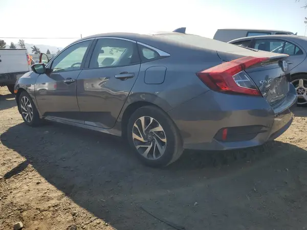 2HGFC2F75JH545403 2018 HONDA CIVIC - Image 2
