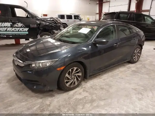 2HGFC2F75JH551993 2018 HONDA CIVIC - Image 2
