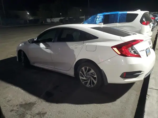 2HGFC2F75JH555672 2018 HONDA CIVIC - Image 2
