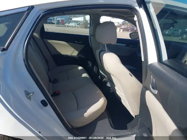 2HGFC2F75JH556613 2018 HONDA CIVIC - Image 8