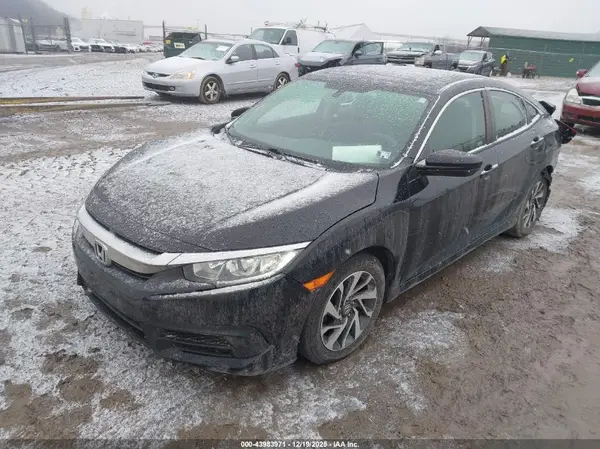 2HGFC2F75JH557521 2018 HONDA CIVIC - Image 2