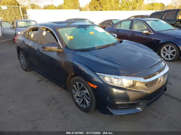 2HGFC2F75JH579275 2018 HONDA CIVIC - Image 1