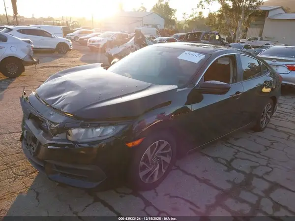 2HGFC2F75JH582371 2018 HONDA CIVIC - Image 2