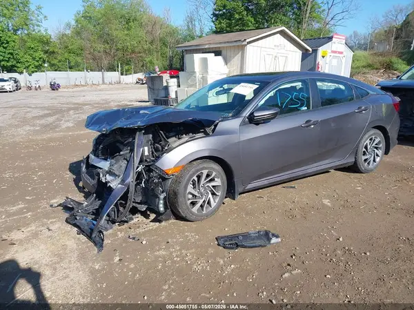 2HGFC2F75JH588168 2018 HONDA CIVIC - Image 2