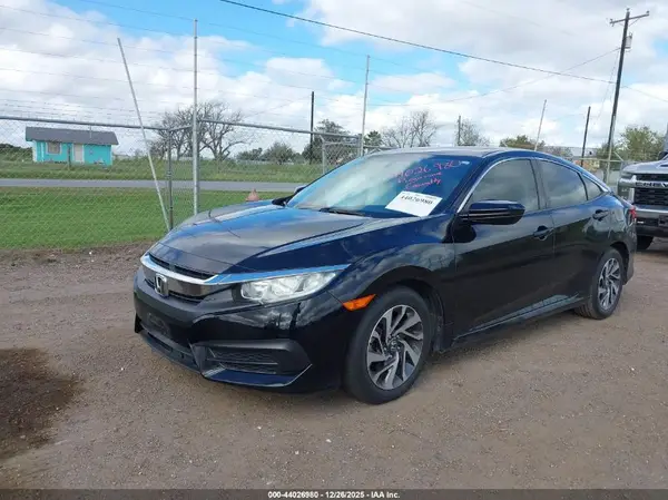 2HGFC2F75JH596514 2018 HONDA CIVIC - Image 2