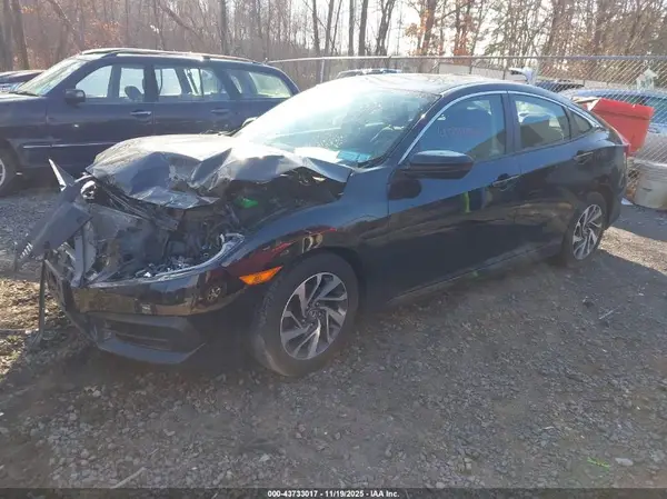 2HGFC2F75JH601906 2018 HONDA CIVIC - Image 2