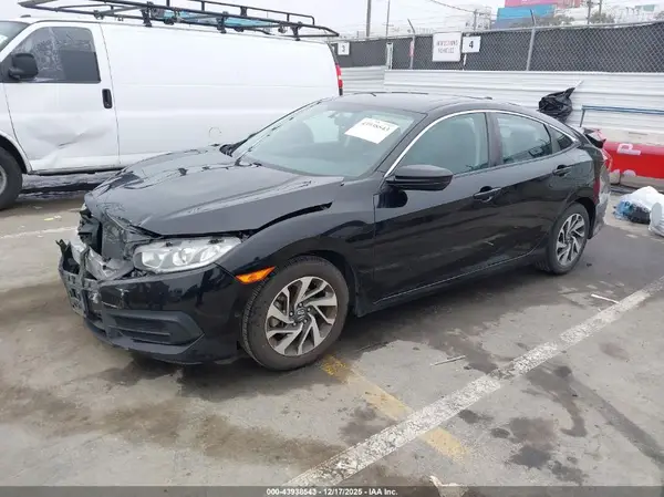 2HGFC2F75JH601923 2018 HONDA CIVIC - Image 2