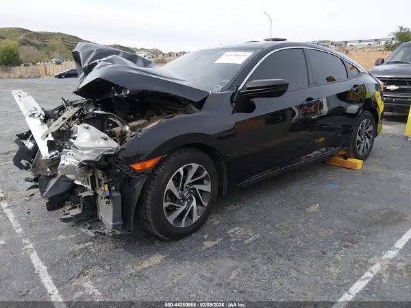 2HGFC2F75JH607849 2018 HONDA CIVIC - Image 2