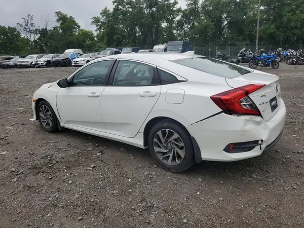 2HGFC2F76JH501233 2018 HONDA CIVIC - Image 2