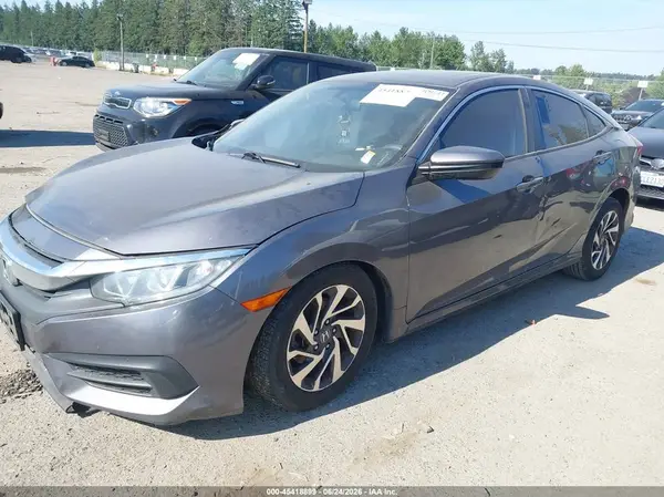 2HGFC2F76JH501281 2018 HONDA CIVIC - Image 2