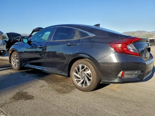 2HGFC2F76JH508179 2018 HONDA CIVIC - Image 2
