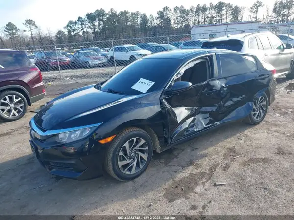 2HGFC2F76JH512359 2018 HONDA CIVIC - Image 2