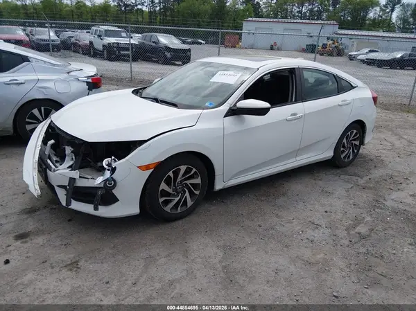 2HGFC2F76JH521109 2018 HONDA CIVIC - Image 2
