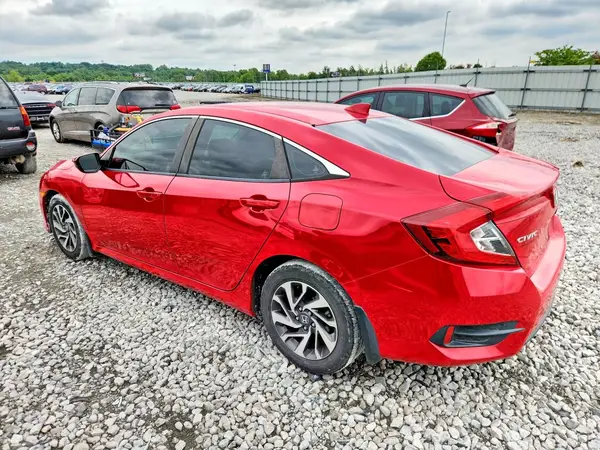 2HGFC2F76JH527654 2018 HONDA CIVIC - Image 2
