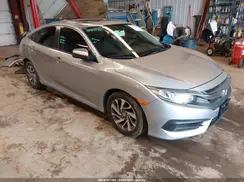2HGFC2F76JH533471 2018 HONDA CIVIC