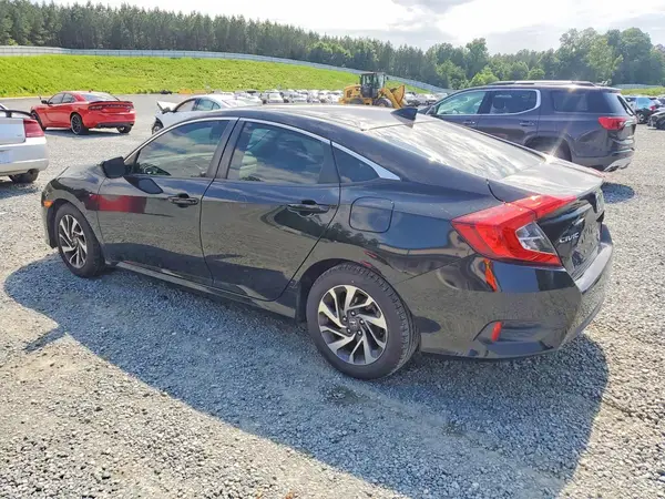 2HGFC2F76JH541814 2018 HONDA CIVIC - Image 2