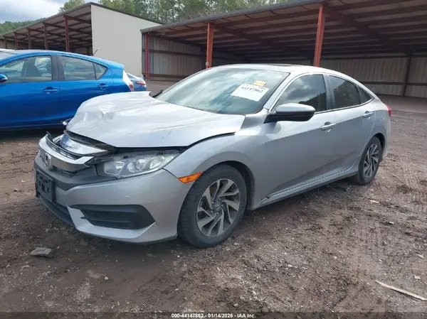 2HGFC2F76JH545071 2018 HONDA CIVIC - Image 2