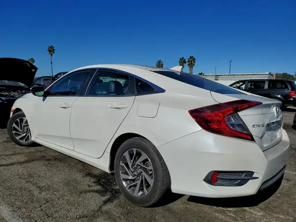 2HGFC2F76JH545491 2018 HONDA CIVIC - Image 2