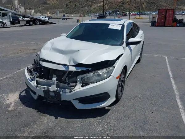 2HGFC2F76JH550433 2018 HONDA CIVIC - Image 2