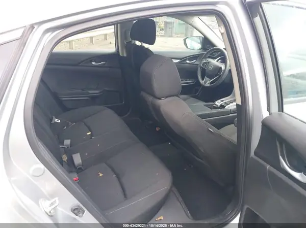 2HGFC2F76JH551372 2018 HONDA CIVIC - Image 8
