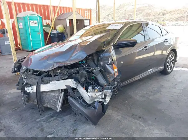 2HGFC2F76JH553316 2018 HONDA CIVIC - Image 2