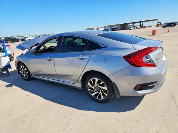 2HGFC2F76JH554210 2018 HONDA CIVIC - Image 2