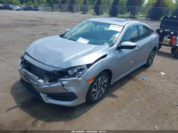2HGFC2F76JH559553 2018 HONDA CIVIC - Image 2