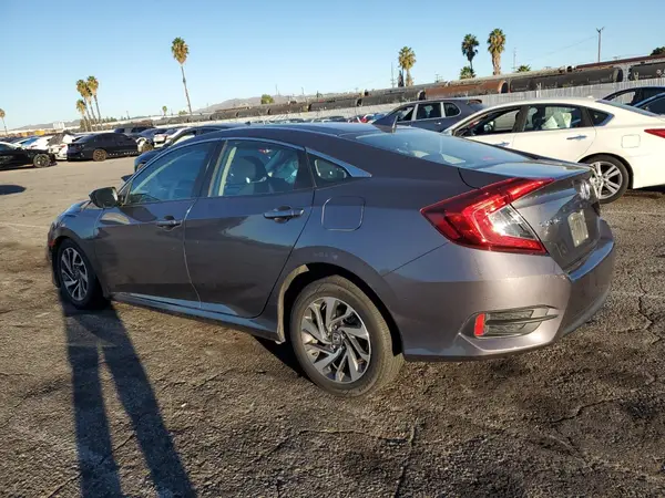 2HGFC2F76JH560010 2018 HONDA CIVIC - Image 2